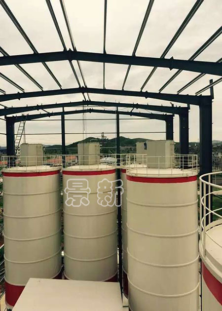 三一重工倉頂除塵器安裝調試合格
